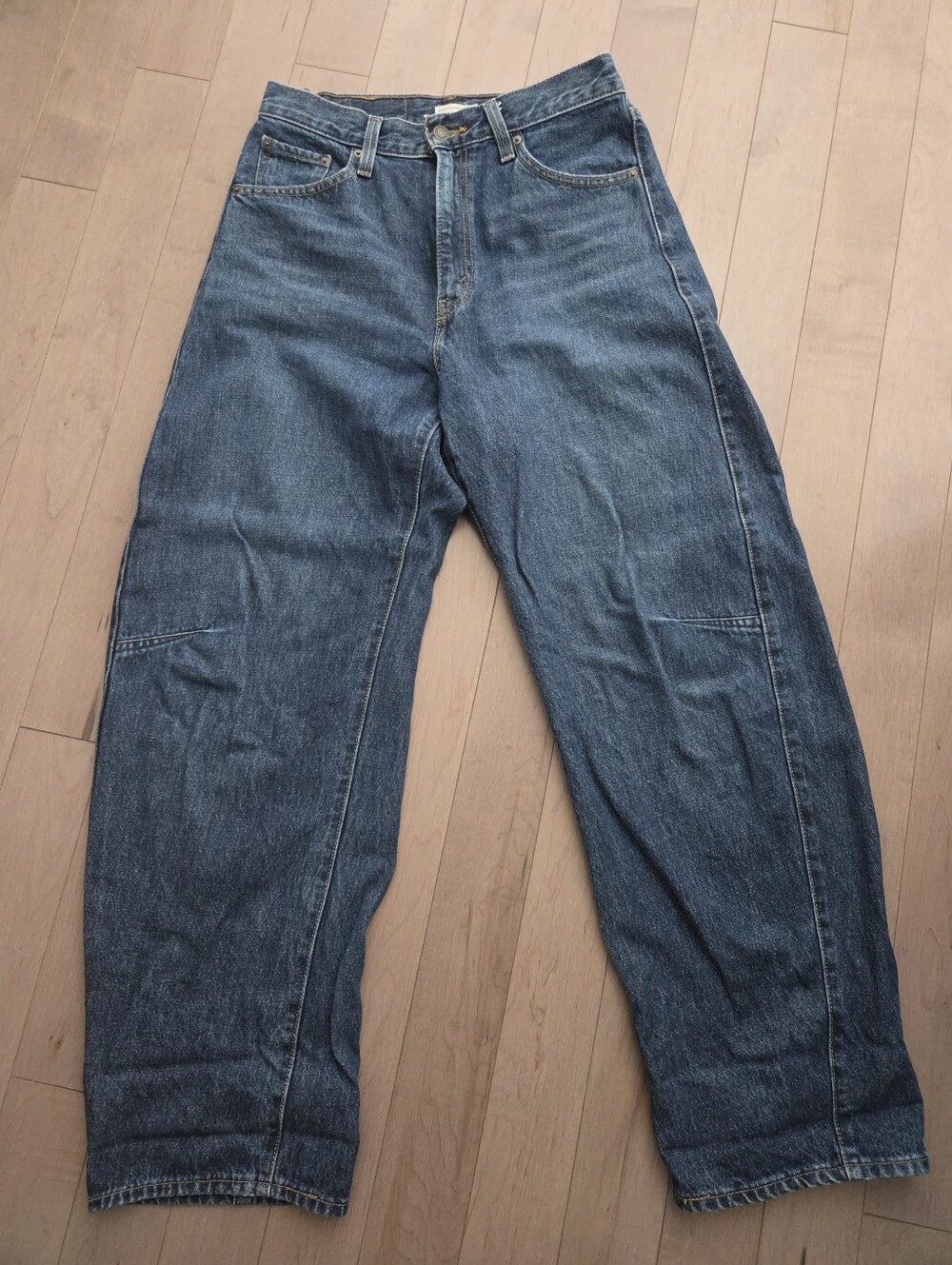 Levi's Women's Barrel Leg Indigo Blue Jeans